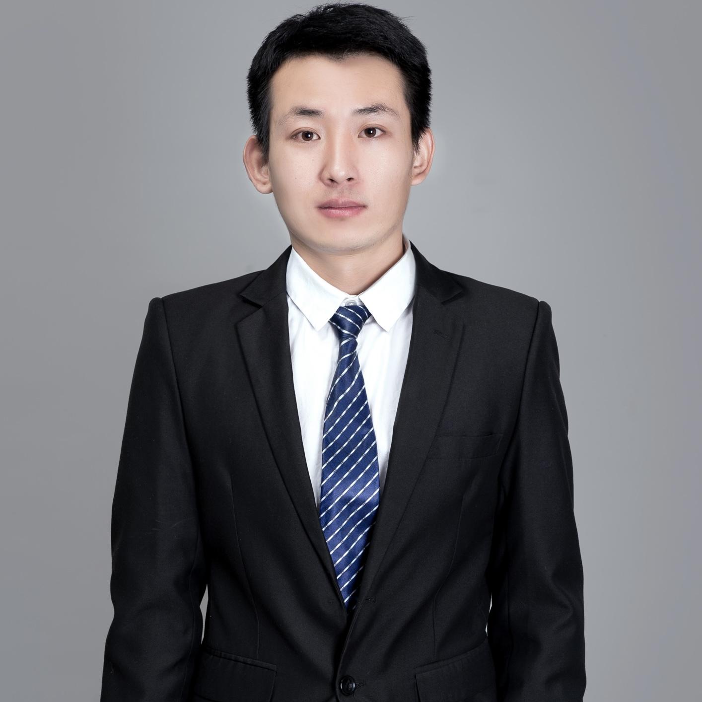 王博伦
